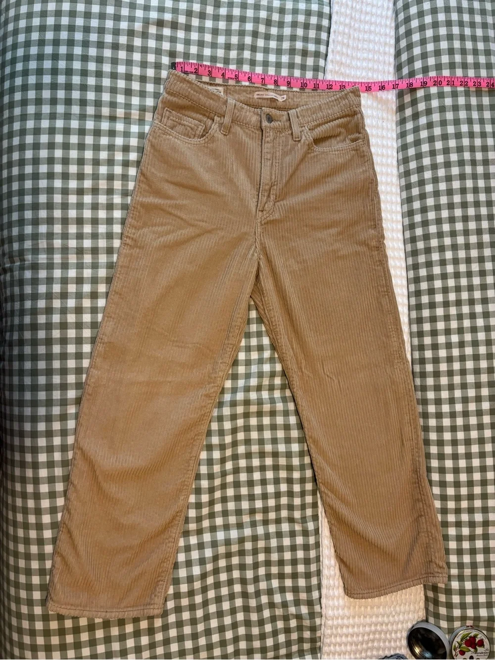 Levi's Ribcage Straight Ankle Corduroy Jeans in Granola